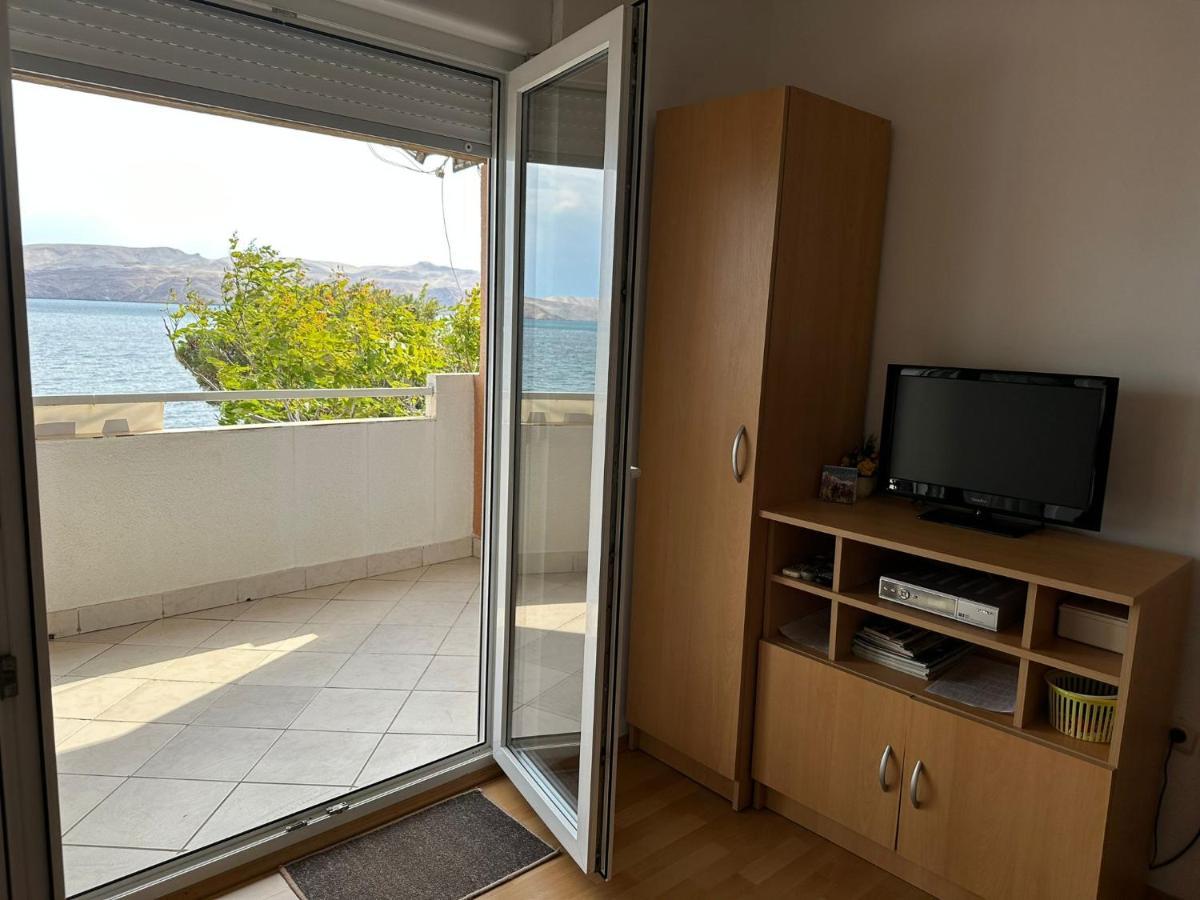 Apartmani Karlobag Exterior photo